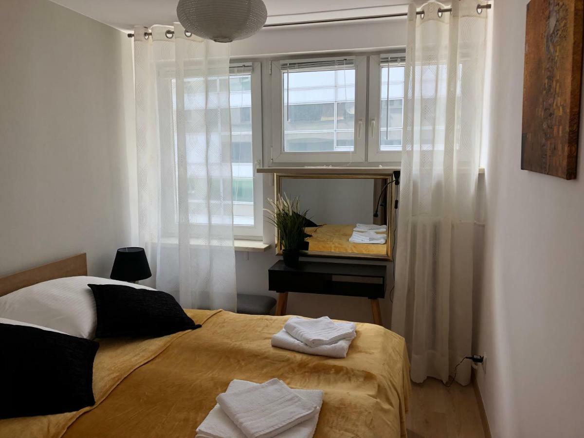 Ep Apartment Warsaw Ngoại thất bức ảnh